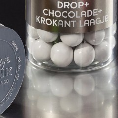 Hollandse drop in een verleidelijk chocojasje